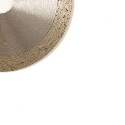 4.3 inci 110 × 1.2 / 1.8 × 10 × 20mm Cold Press Continuous Rim Diamond Blade Untuk Keramik, Marmer Dengan Umur Pemotongan Panjang