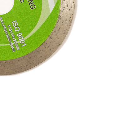 4.3 inci 110 × 1.2 / 1.8 × 10 × 20mm Cold Press Continuous Rim Diamond Blade Untuk Keramik, Marmer Dengan Umur Pemotongan Panjang
