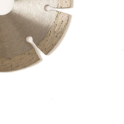 Kualitas Tinggi 4,5 Inci 105 × 1,2 / 1,8 × 10 × 20 × 8T Beton Diamond Blade Hot Press Untuk Tujuan Umum, Batu Dan Beton