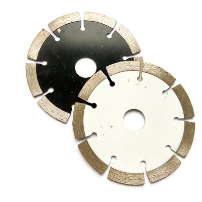 Kualitas Tinggi 125 × 2.2 / 1.8 × 10 × 10T Huachang 5''Laser Dilas Granit Beton Pemotong Kering Diamond Saw Blade Dengan Umur Panjang