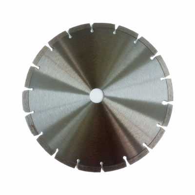 350 × 3.2 / 2.2 × 10 × 25.4 × 24T Huachang 14 'Laser Dilas Granit Beton Pemotong Kering Diamond Saw Blade Dengan Umur Panjang